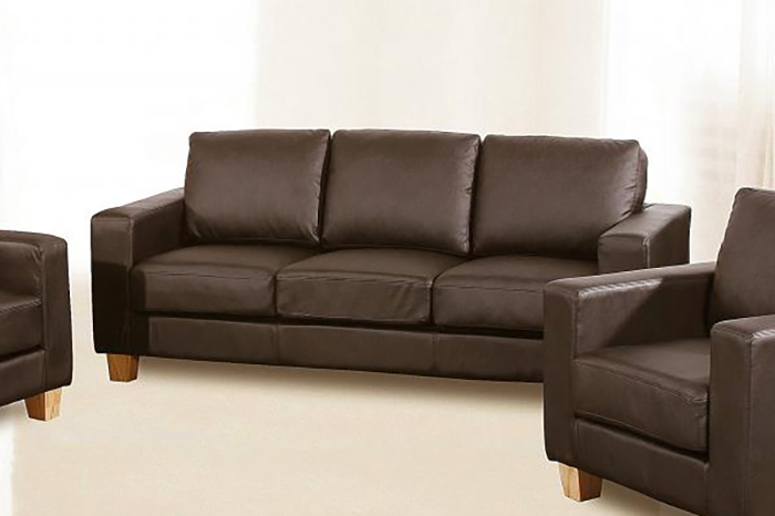 Chesterfield PU Three Seater Sofa In A Box - Click Image to Close